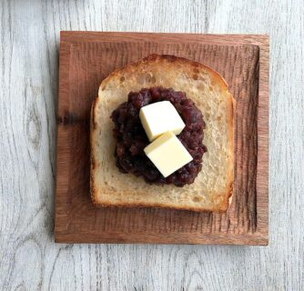 （投稿サンプル）県外リピーター続出！地元民に愛される老舗パン屋の絶品あんバター【ローカル食遺産】