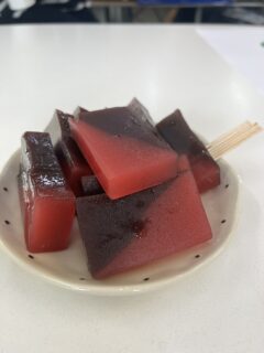 （投稿サンプル）SNSで話題沸騰！古民家カフェの“季節限定スイーツ”を食べてきた